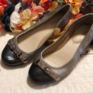 Croft&Barrows bronze and black flat shoe. Size 7